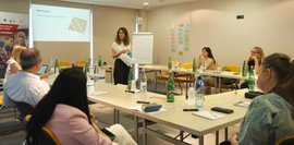 Das Foto zeigt Einblicke in ein Kommunikationstraining für Berufsschullehrer in Novi Sad