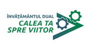 Logo "Învățământul Dual": Text in Blau und Grün, Zahnräder und ein grüner Pfeil nach rechts oben.